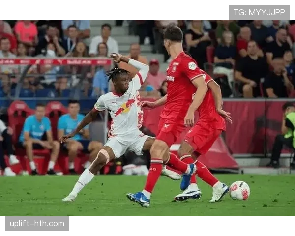 维拉本赛季欧战表现稳健,竞争力持续提升