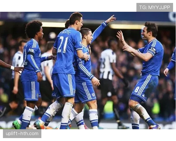 英超切尔西球迷抗议 英超切尔西球迷抗议